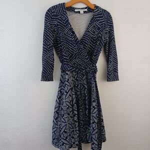 Diane Von Furstenberg Blue Floral long sleeve Wrap Dress size 6